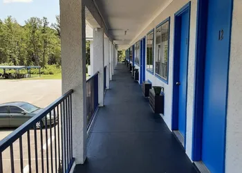 Ponce De Leon Motel hotel thumbnail 4