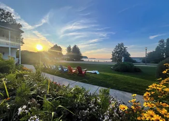 Bay Breeze Resort hotel thumbnail 2