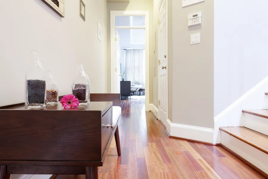 Amazing DC Home with Rooftop Deck hotel detail image 2