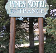 Pines Motel hotel detail image 3