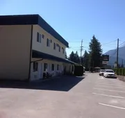 Coquihalla Motel hotel detail image 3