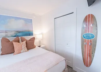 Siesta Key Beachside Villas hotel thumbnail 8