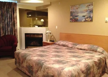 Western Budget Motel Peace River hotel thumbnail 5