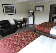 The Bayshore Waterfront Inn hotel detail image 5