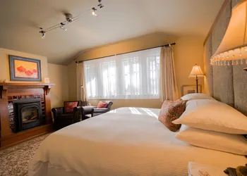 ThistleDown House hotel thumbnail 8
