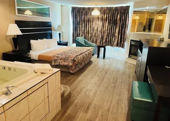 Western Budget Plus Red Deer East hotel thumbnail 5