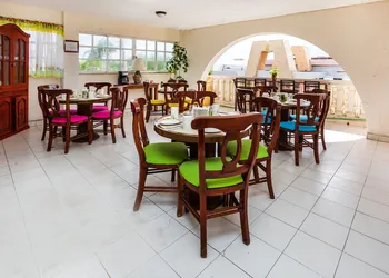 D Gomar hotel thumbnail 8