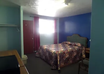 Lakeridge Motel hotel thumbnail 8