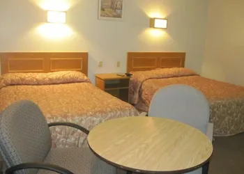 Clarkson Village Motel hotel thumbnail 4