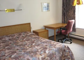 Clarkson Village Motel hotel thumbnail 6