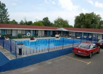 Space Motel hotel thumbnail 7