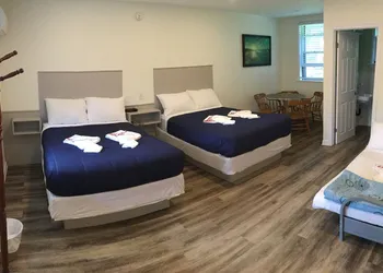 Riverside Park Motel and Campground hotel thumbnail 3