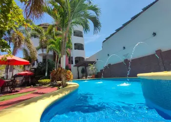 Hotel y Suites Los Encantos hotel thumbnail 4