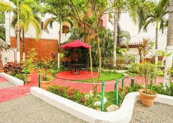Hotel y Suites Los Encantos hotel thumbnail 7