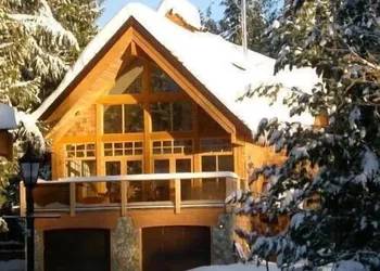 Big Red Lodge hotel thumbnail 2