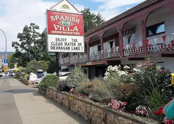 Spanish Villa Resort hotel thumbnail 2