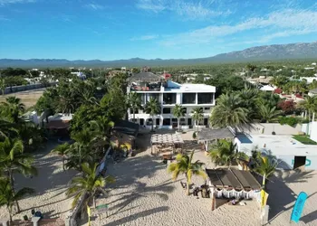 La Ventana Beach Resort hotel thumbnail 3