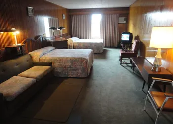 Airport Inn Motel & RV Park hotel thumbnail 4