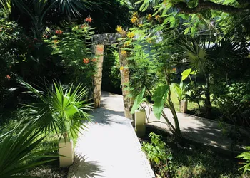Maria's Kan Kin with Private Beach hotel thumbnail 5