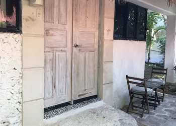 Maria's Kan Kin with Private Beach hotel thumbnail 7