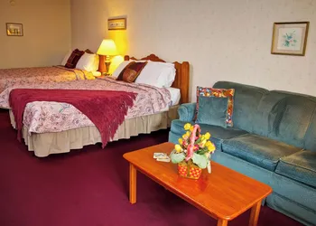 Bavarian Inn Lodge & Restaurant hotel thumbnail 4