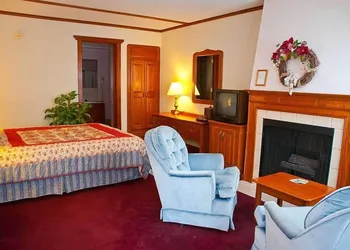 Bavarian Inn Lodge & Restaurant hotel thumbnail 6