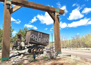 El Colorado Lodge hotel thumbnail 4
