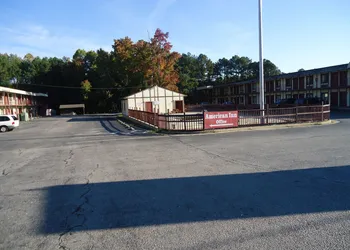 American Inn Motel hotel thumbnail 4