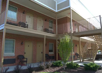 Put in Bay Victory Station Hotel hotel thumbnail 2