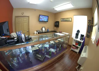 Put in Bay Victory Station Hotel hotel thumbnail 5