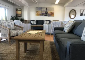 Knapps Narrows Marina & Inn hotel thumbnail 3