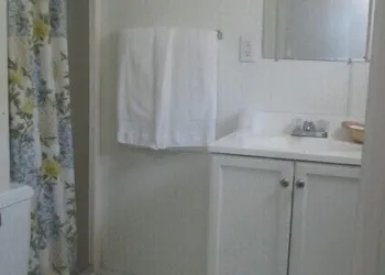 Country Squire Motel hotel thumbnail 8