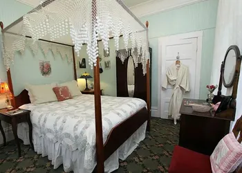 Santa Nella House hotel thumbnail 4