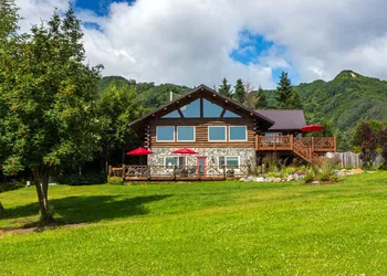 Juneberry Lodge hotel thumbnail 3