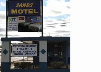Sands Motel hotel thumbnail 4