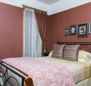 Chicago Guest House Wrigleyville hotel detail image 4