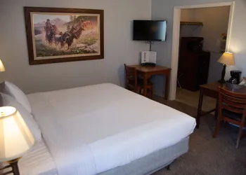 Holiday Motel hotel thumbnail 7