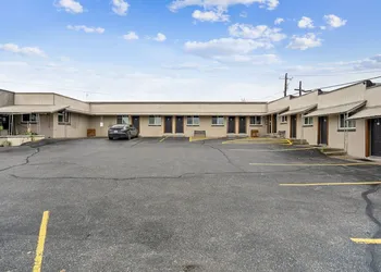 Selkirk Motel hotel thumbnail 4