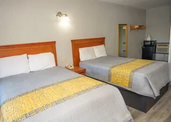 Riverside Inn and Suites hotel thumbnail 5