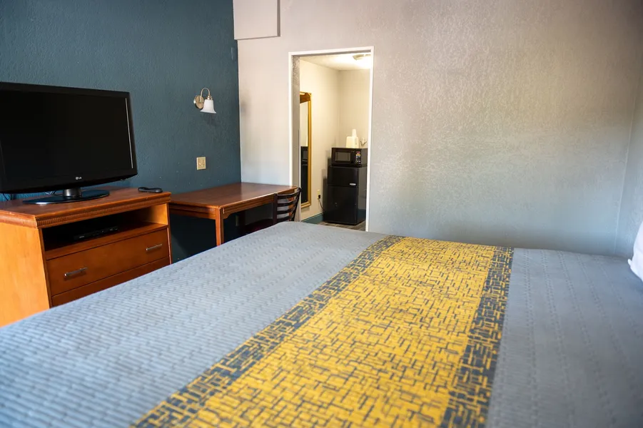 Riverside Inn and Suites hotel detail image 6