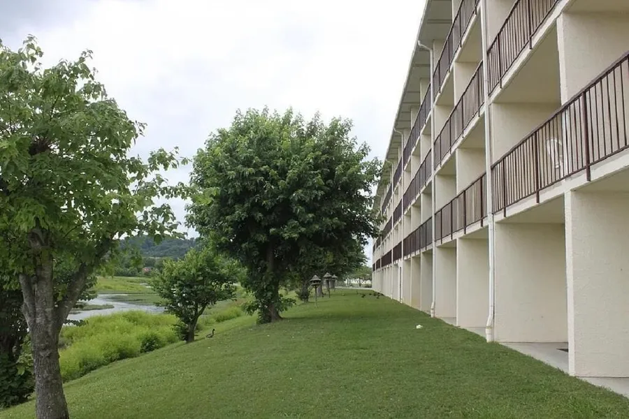 Landmark Inn On The River hotel detail image 6