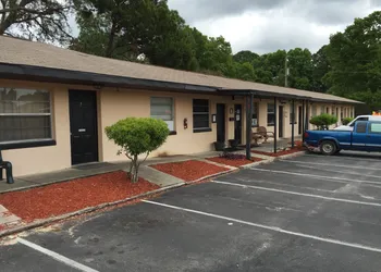 Three Rivers Motel hotel thumbnail 3