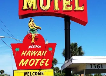 Hawaii Motel hotel thumbnail 2