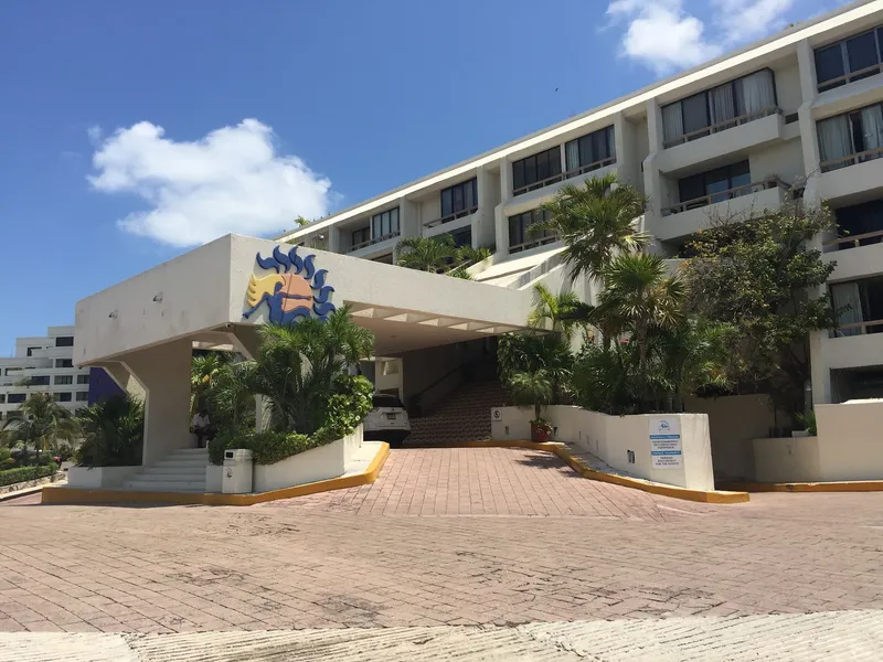 Rodero by Solymar Beachfront Condos in Hotel Zone hotel detail image 2