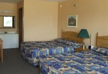 The Skyline Motel hotel thumbnail 4