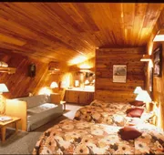 Inconnu Lodge hotel detail image 4