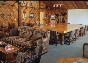 Inconnu Lodge hotel thumbnail 7