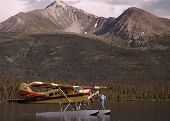 Inconnu Lodge hotel thumbnail 8