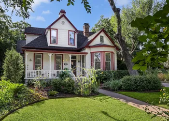 Brava House Bed and Breakfast hotel thumbnail 2