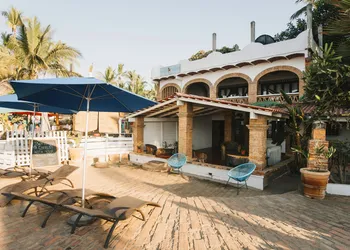 Sayulita Beach House Hotel hotel thumbnail 7